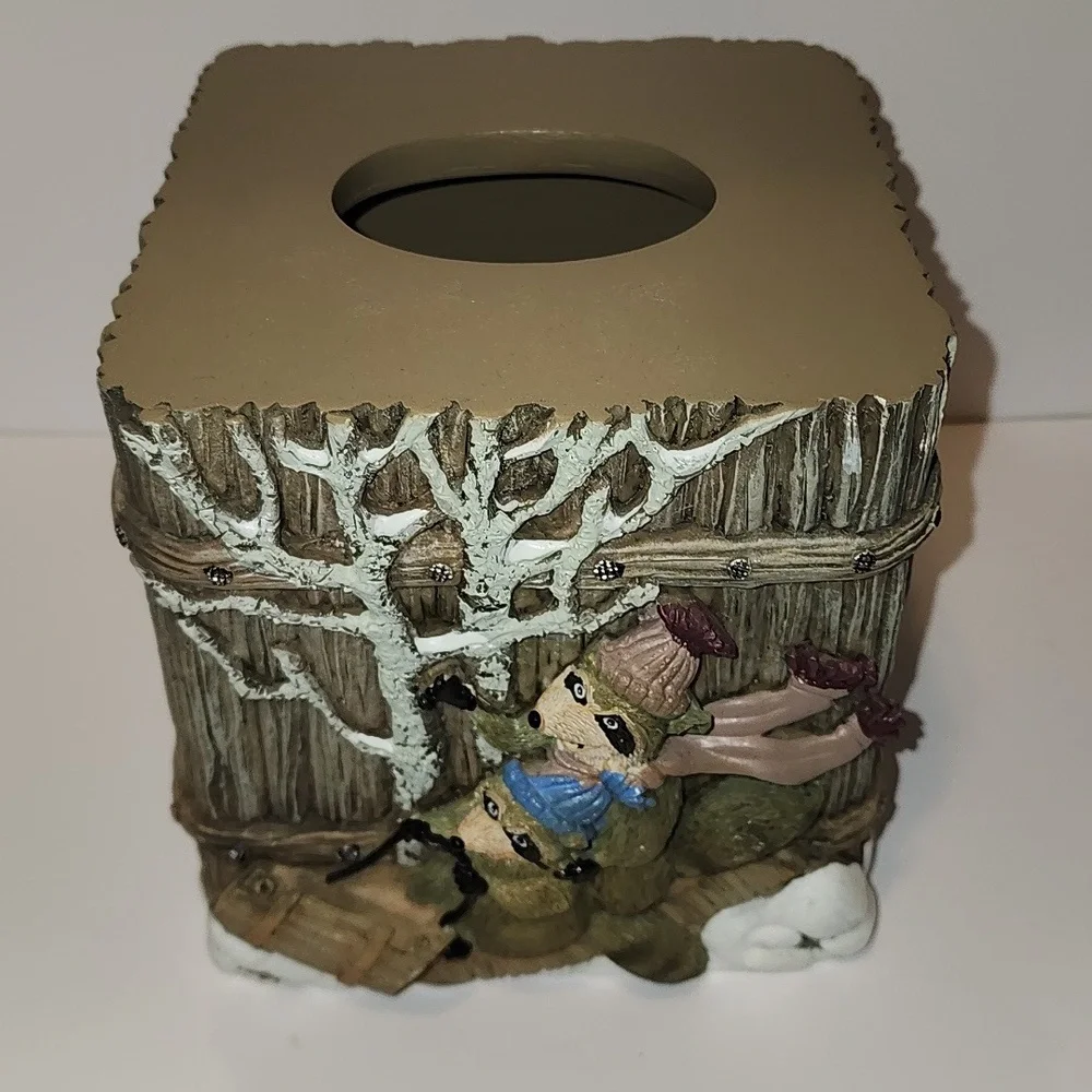 Winter Fun Jeffery Senern Decorative Bear Tissue Box Cover